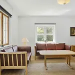Bright Modern Near Hindemae Farm stay *